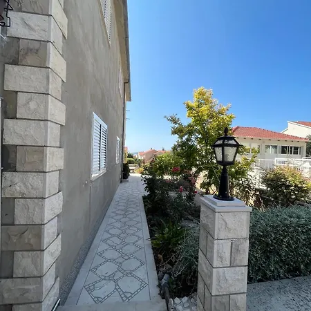 10082b Apartament